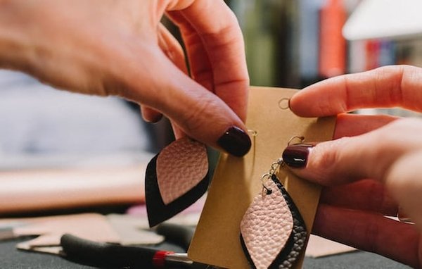 Comment Apprendre Les Techniques de Base de la Création de Bijoux ?